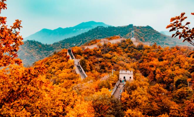 山河遠(yuǎn)闊，國(guó)泰民安，我的祖國(guó)生日快樂！